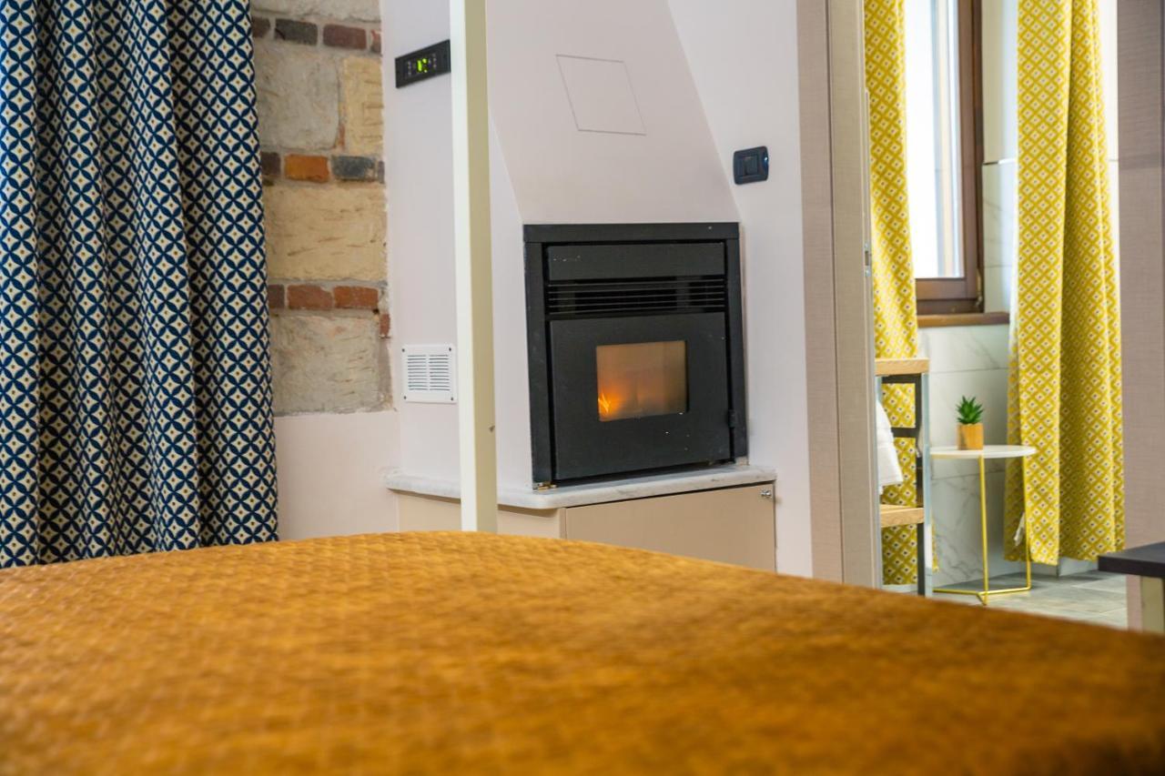 Il Basin Bed & Breakfast Calliano  ภายนอก รูปภาพ