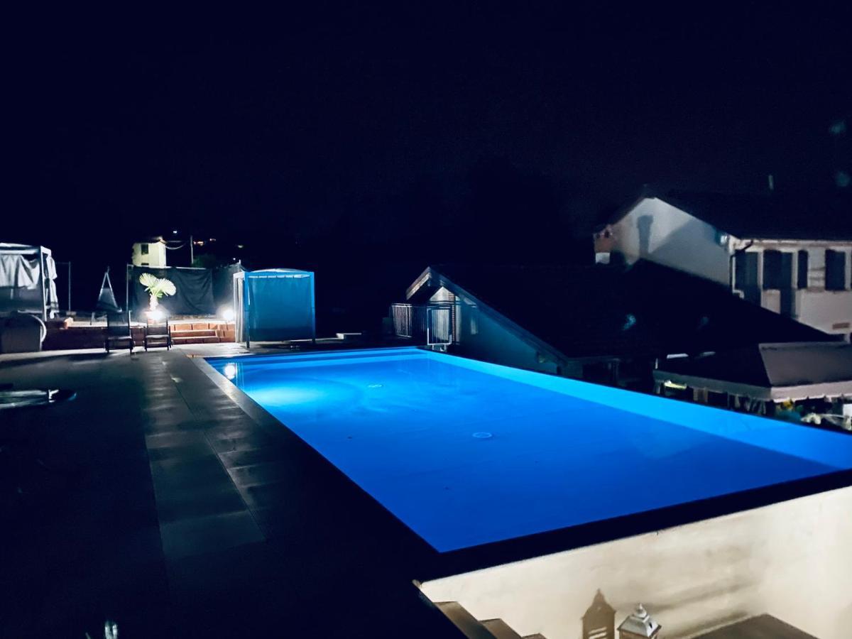 Il Basin Bed & Breakfast Calliano  ภายนอก รูปภาพ